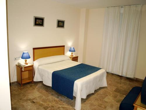 Hotel Al-Yussana Lucena Exterior foto